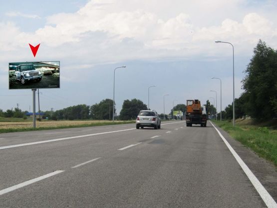 Фото рекламної площини за адресою m050B,вул. Яснополянська - вул. Аеропортівська, 300 м за світлофором (РОЗМІР РЕКЛАМНОЇ ПЛОЩИНИ 5,9Х2,9)