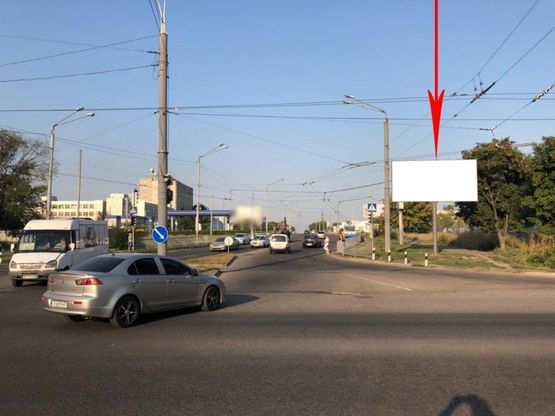 Фото рекламної площини за адресою s151A,Запорізьке шосе - вул. Панікахи, біля ТЦ ЕПІЦЕНТР, на світлофорі