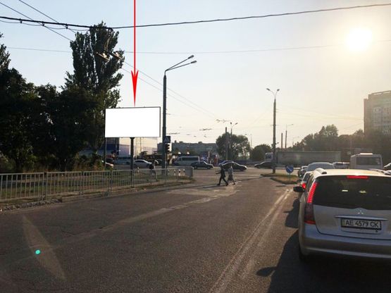 Фото рекламної площини за адресою s151B,Запорізьке шосе - вул. Панікахи, біля ТЦ ЕПІЦЕНТР, на світлофорі