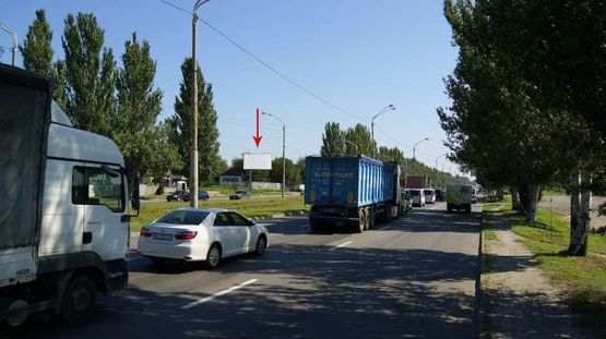 Фото рекламной плоскости по адресу t022B,Донецьке шосе - вул. Петрозаводська, напрямок до ТРК Караван, біля світлофора