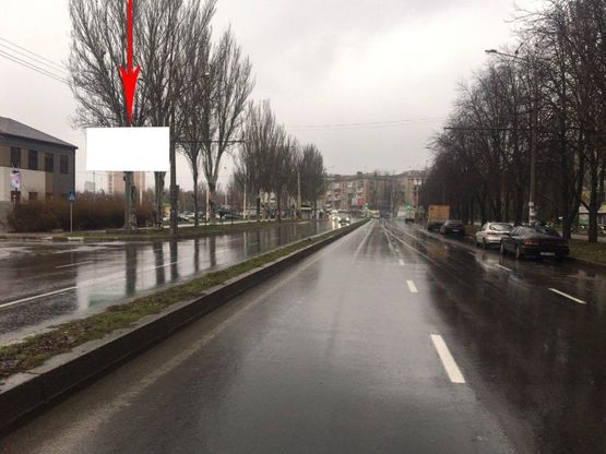 Фото рекламной плоскости по адресу Zp021B,Перемоги вул., на площі біля ПС Юність