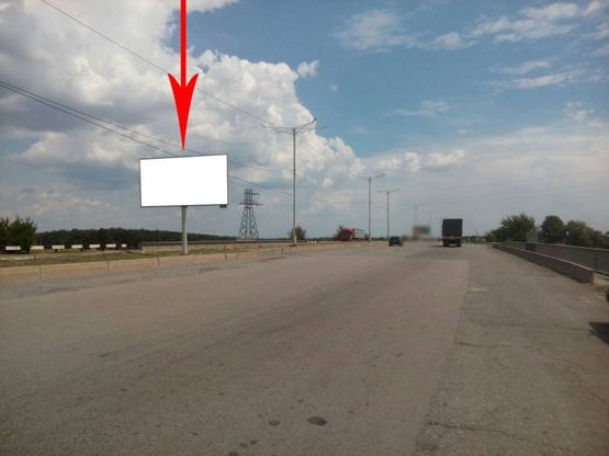 Фото рекламной плоскости по адресу дз59А1,мостовий перехід через р. Дніпро (на розділовій смузі)(9) на правий берег