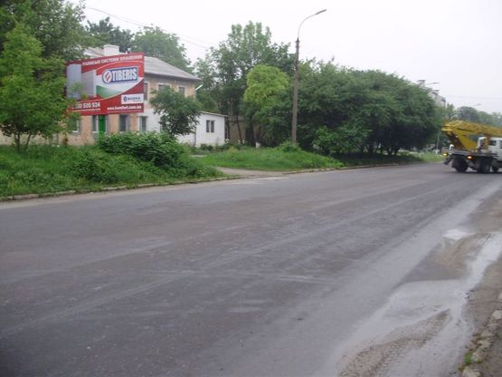 Фото рекламної площини за адресою Нигинское шоссе, 55 (костел)