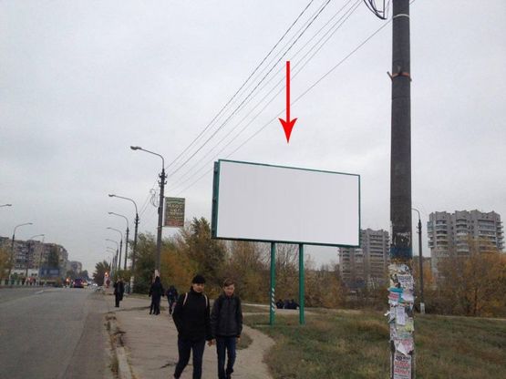Фото рекламной плоскости по адресу дз83А,мостовий перехід з 9-го на 1-й мікрорайон, біля світлофора