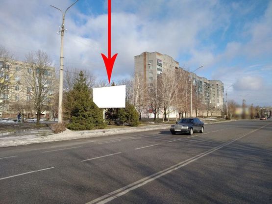 Фото рекламной плоскости по адресу Нп15Б,вул.Першотравнева, навпроти буд.№5