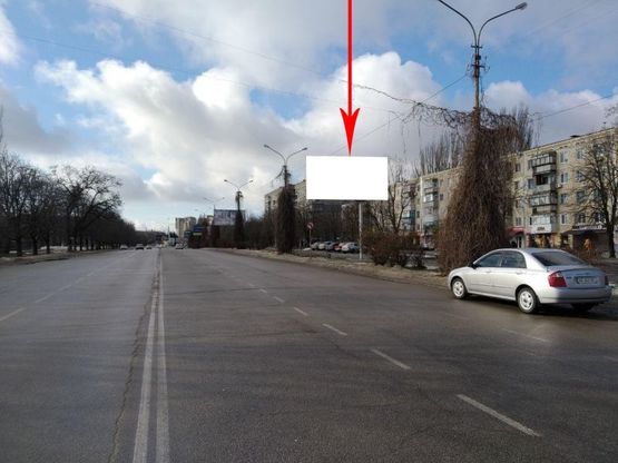 Фото рекламной плоскости по адресу Нп17А,вул.Першотравнева, навпроти буд. №173