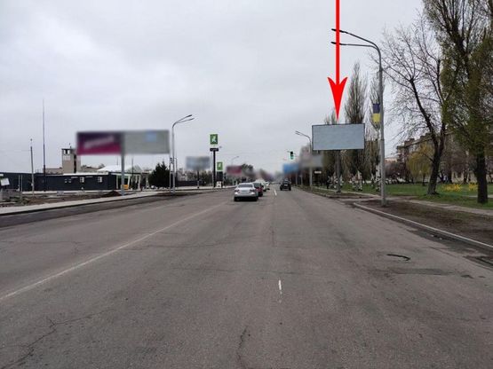 Фото рекламной плоскости по адресу Пв09А,вул. Дніпровська, в районі б.123, біля світлофора