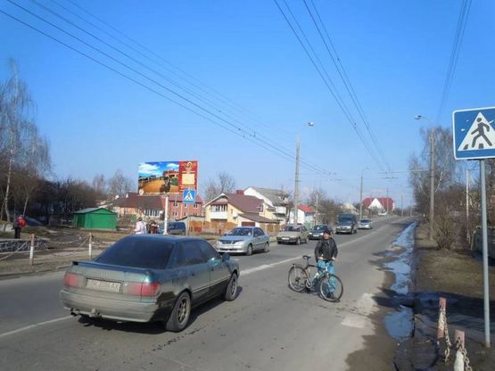Фото рекламной плоскости по адресу м. Рівне, вул. Дубенська, 40