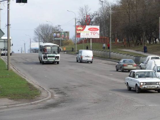 Фото рекламной плоскости по адресу м. Рівне, вул. Київська, 48
