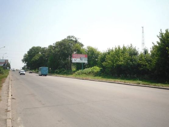 Фото рекламної площини за адресою м. Рівне, вул. Млинівська, 19