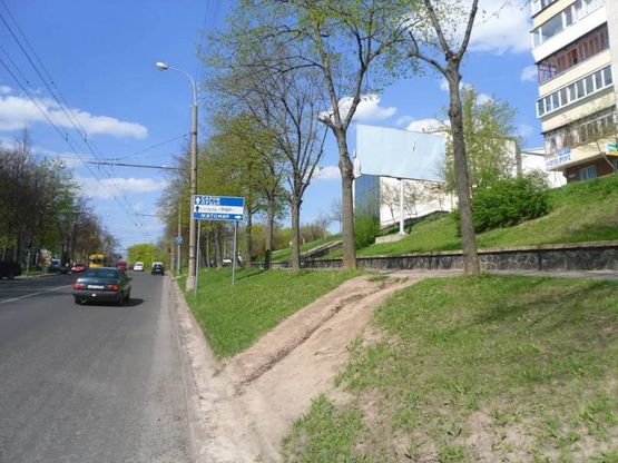 Фото рекламной плоскости по адресу м. Рівне, вул. Княгині Ольги, 3