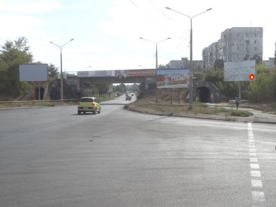 Фото рекламної площини за адресою Хортицьке шосе — вул.Сапожнікова (Василя Стуса) -ул.Новгородская