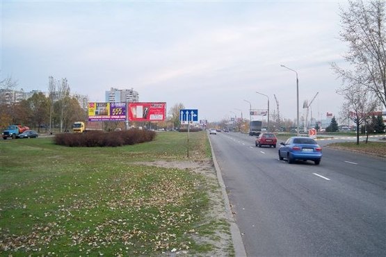 Фото рекламной плоскости по адресу Набережна магістраль – вул.Українська, рух до вокзалу, права площина