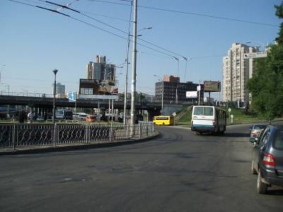 Фото рекламної площини за адресою Героев Бреста площадь  Метро"Святошино"