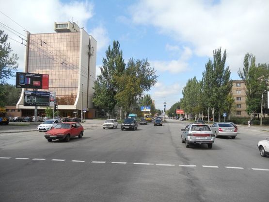 Фото рекламной плоскости по адресу вул.Перемоги - вул.Маяковського,банк, нижня площина