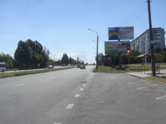 Фото рекламной плоскости по адресу вул.Інженера Преображенського, 9, «сильпо» , ДК Хортицький, ст.А,нижня площина