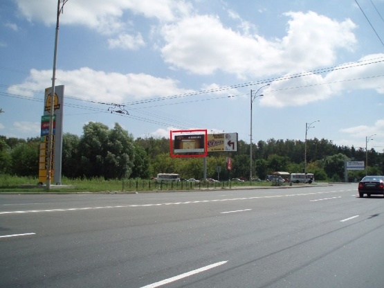 Фото рекламної площини за адресою Братиславская / Крайняя