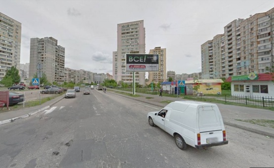 Фото рекламної площини за адресою Руденко Лариси  / Соломії Крушельницької, рух до проспекту Миколи Бажана