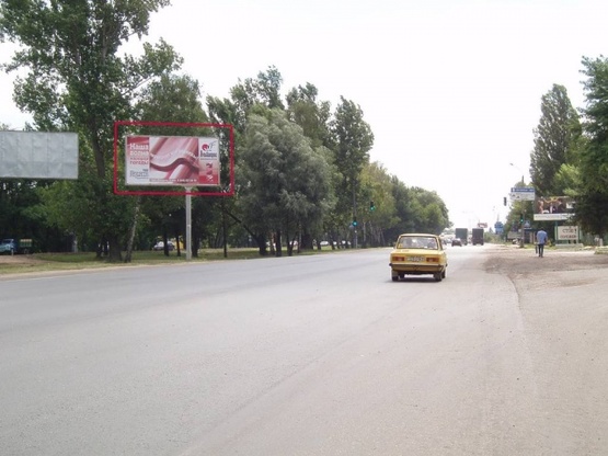 Фото рекламной плоскости по адресу Окружная дорога, разделитель, напротив ул.Лятошинского,2 по ходу к Одесской площади