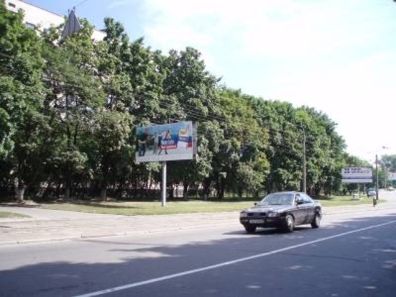Фото рекламної площини за адресою Дегтяревская,58