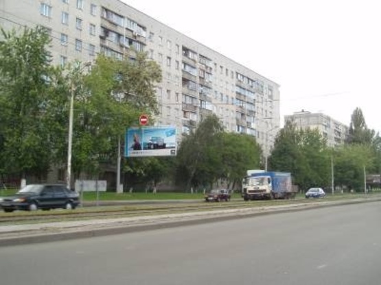 Фото рекламної площини за адресою Автозаводская, 11