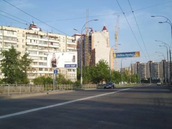 Фото рекламной плоскости по адресу Зои Гайдай, 2