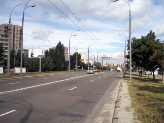 Фото рекламной плоскости по адресу Зои Гайдай, 3