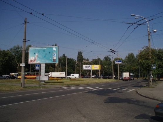 Фото рекламної площини за адресою Интернациональная площадь