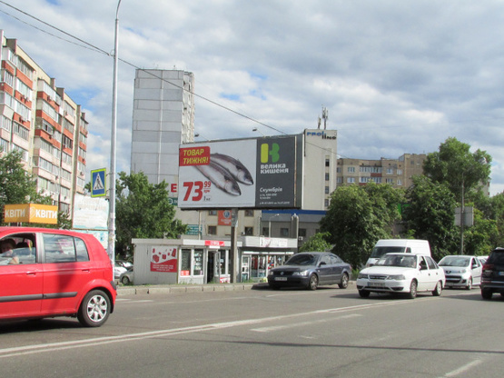 Фото рекламної площини за адресою Декбристів, 1/22 (рух від вул. Архітектора Вербицького, ліворуч)