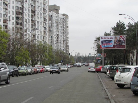 Фото рекламної площини за адресою Генерала Жмаченка, 12 напроти