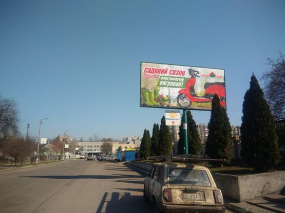 Фото рекламной плоскости по адресу вул. Бойко - вул. Матросова