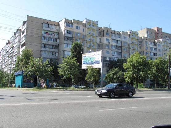 Фото рекламной плоскости по адресу Володимира Маяковского проспект, 18 (світлофор)