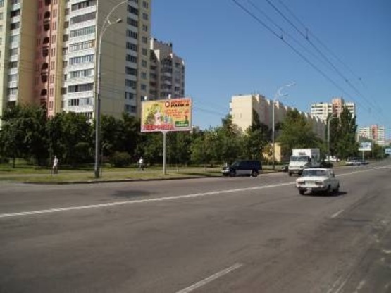 Фото рекламной плоскости по адресу Героев Днепра, 42