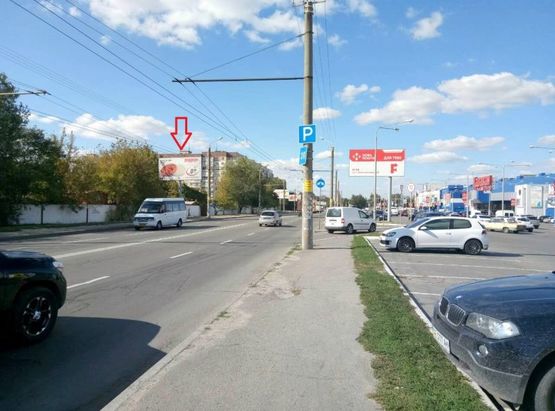 Фото рекламной плоскости по адресу вул. Березинська (Автокрамниця) 200 метрів від перехрестя