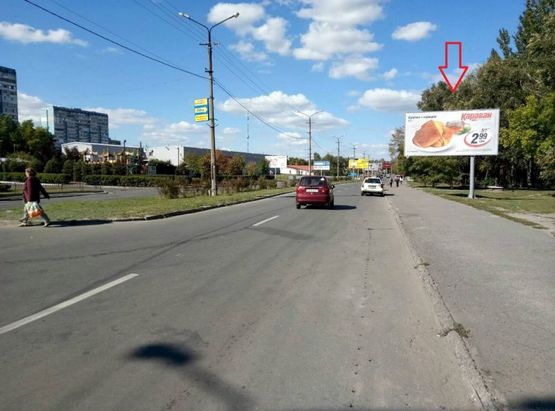 Фото рекламної площини за адресою вул. Комунарівська (Юрія Кондратюка), 8