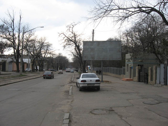 Фото рекламной плоскости по адресу Градоначальницкая №20 угол Серова А