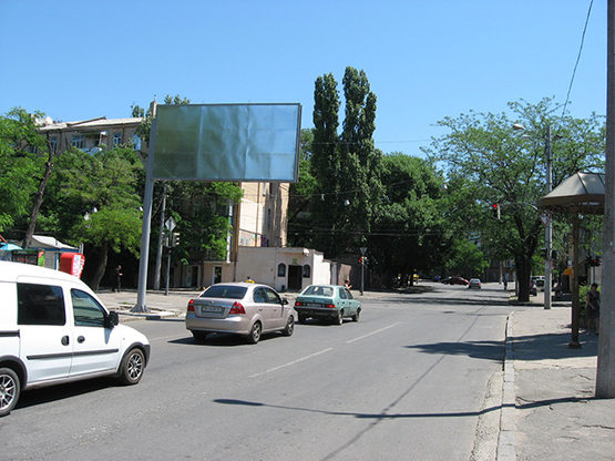 Фото рекламної площини за адресою Ольгиевская Старопортофранковская №14а В