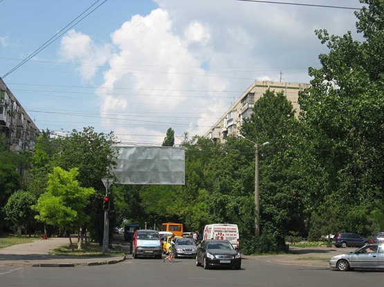 Фото рекламної площини за адресою Ильфа и Петрова Ак.Глушко №28 В