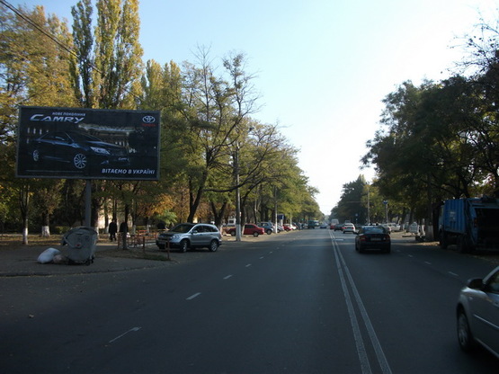 Фото рекламної площини за адресою Ген.Петрова №34 (Сельпо) А