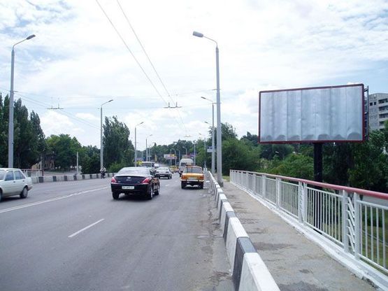 Фото рекламной плоскости по адресу Ивановский мост А