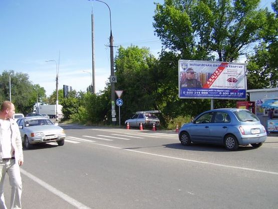 Фото рекламної площини за адресою Кишиневское шоссе №1 А