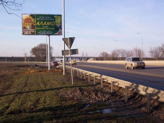 Фото рекламної площини за адресою Клеверный мост В