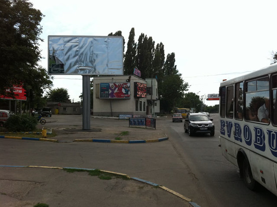 Фото рекламної площини за адресою Краснова Артилерийская В