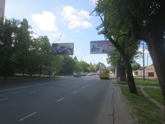 Фото рекламної площини за адресою Люстдорфская дорога №13 В