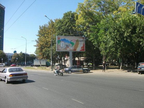 Фото рекламної площини за адресою пл-дь Деревянко угол Рихтера Св. №2 А