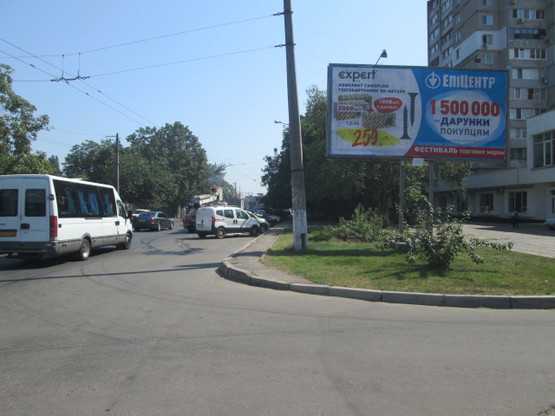 Фото рекламной плоскости по адресу Филатова Ак.№9 А