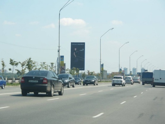 Фото рекламной плоскости по адресу Набережное шоссе(2)(1200м к Пешеход.мост. )