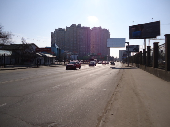 Фото рекламної площини за адресою Среднефонтанская ул. №1 напротив ТЦ А