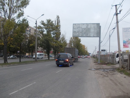 Фото рекламної площини за адресою Днепропетровская дорога №99-Б/3 Марсельская А