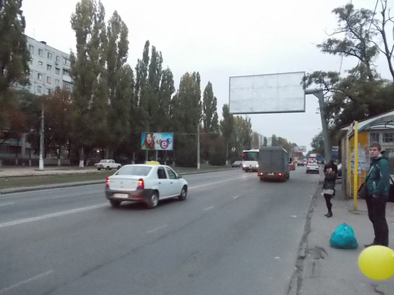 Фото рекламної площини за адресою Добровольского пр-т №112 А